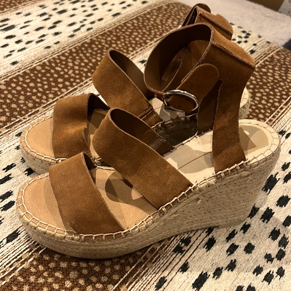 Dolce Vita suede espadrilles size 8.5